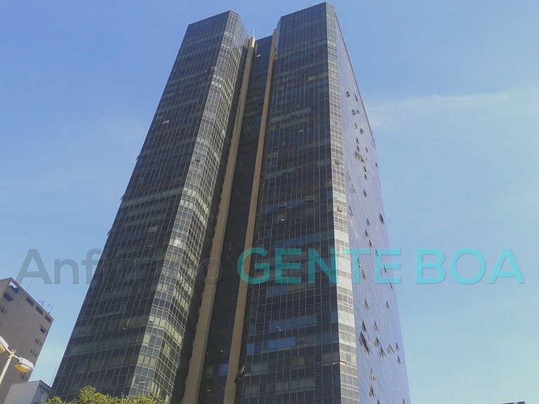 Assembléia 10 Ed. Candido Mendes, excelente sala com vistão.