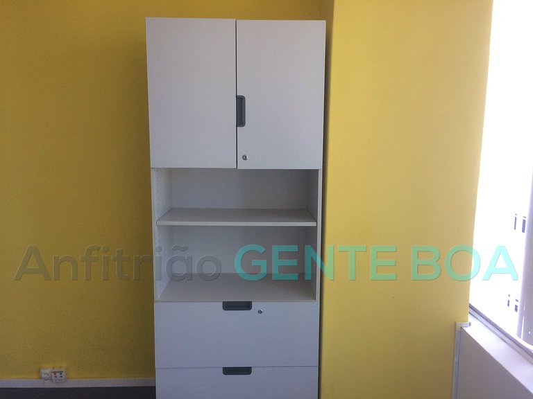 Assembléia 10 Ed. Candido Mendes, excelente sala com vistão.