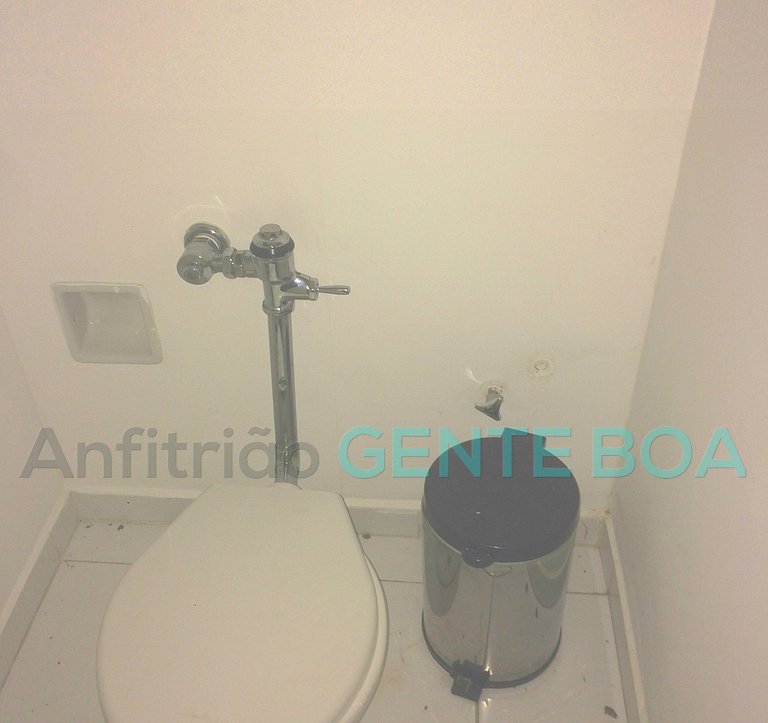 Assembléia 10 Ed. Candido Mendes, excelente sala com vistão.