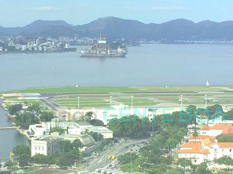 Assembléia 10 Ed. Candido Mendes, excelente sala com vistão.