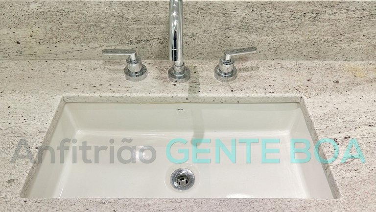 Copacabana Frontal mar! Novo! Lindo!