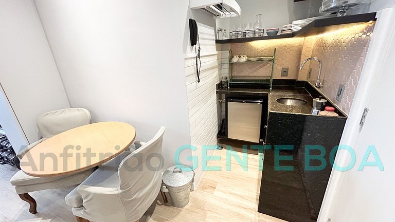 Ipanema a 200m da Praia. Studio Cozy. Rua Joaquim Nabuco