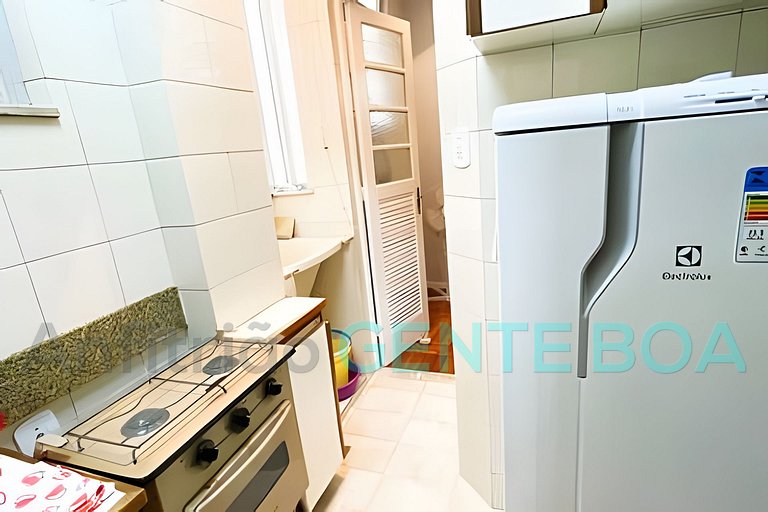 COPACABANA no MELHOR TRECHO QUADRA PRAIA Posto 05