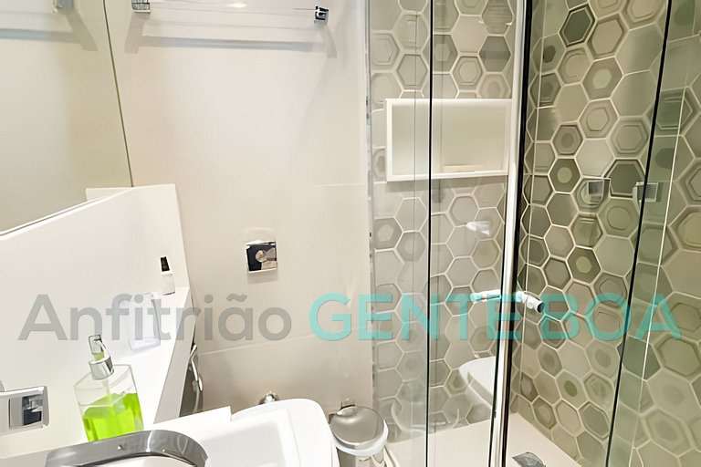 COPACABANA Excelente Cobertura Vista Montanhas Sol