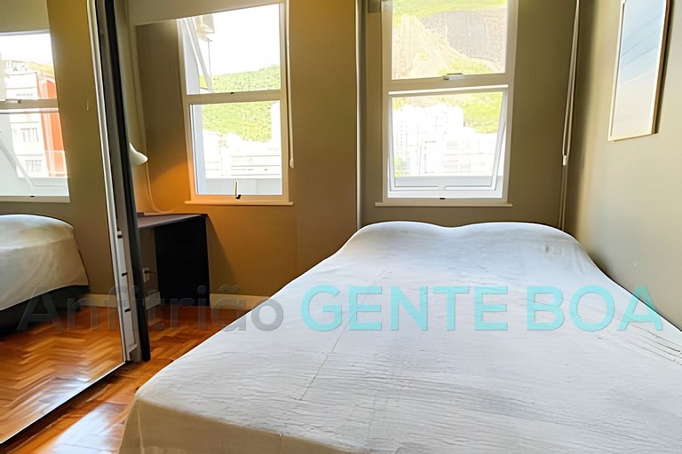 COPACABANA Excelente Cobertura Vista Montanhas Sol