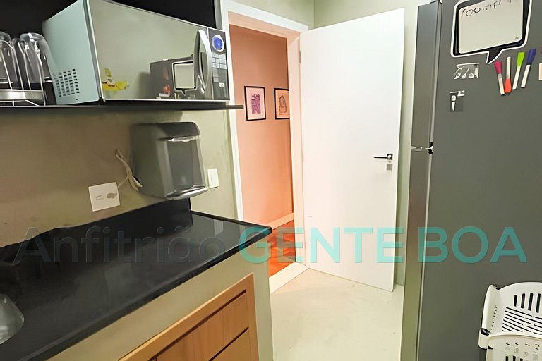 COPACABANA Excelente Cobertura Vista Montanhas Sol