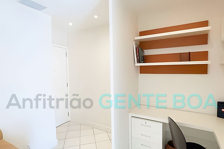 LEBLON THE CLARIDGE VIP Amazing Location and View