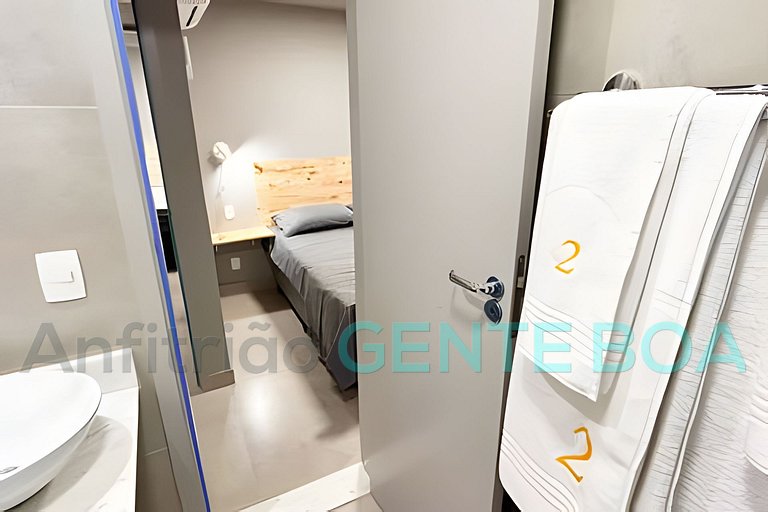 Copacabana Rooftop Nova Top 2Q