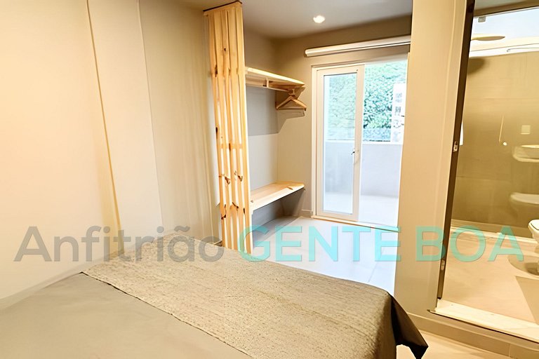 Copacabana Rooftop Nova Top 2Q