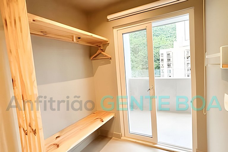 Copacabana Rooftop Nova Top 2Q