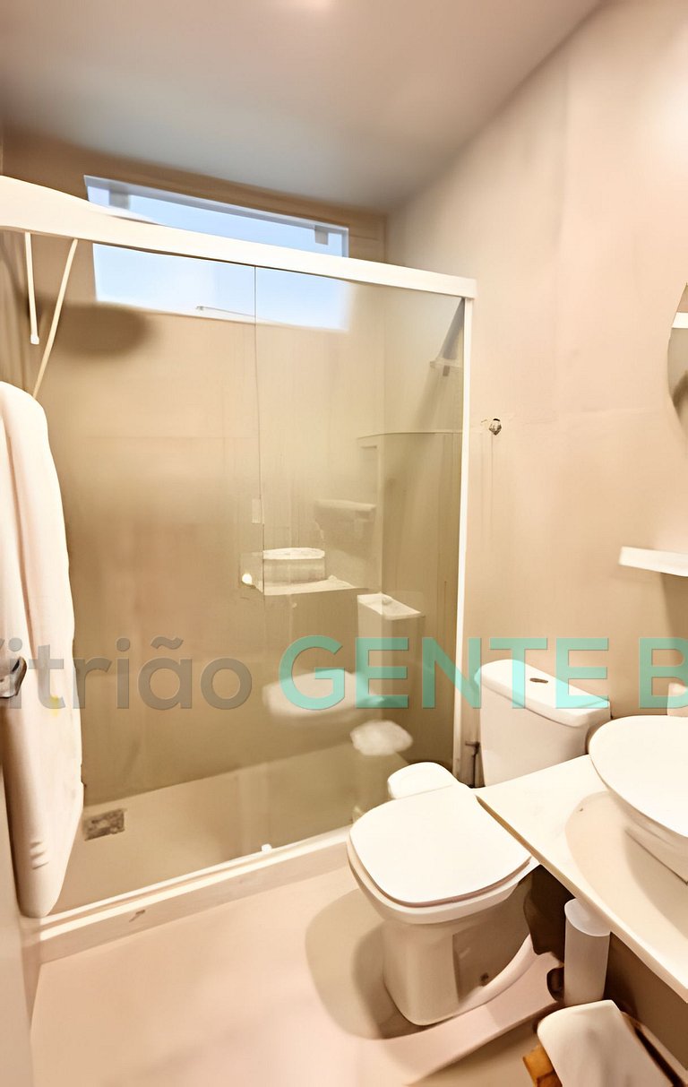 Copacabana Rooftop Nova Top 2Q