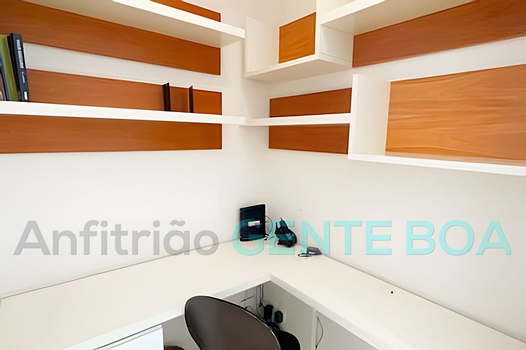 LEBLON THE CLARIDGE VIP Amazing Location and View