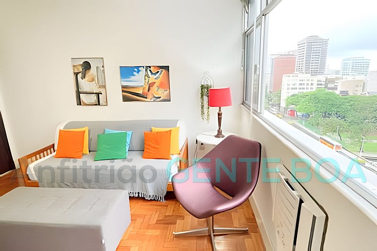 Leblon Awesome Novo Ap.2 quadras praia, reformado!