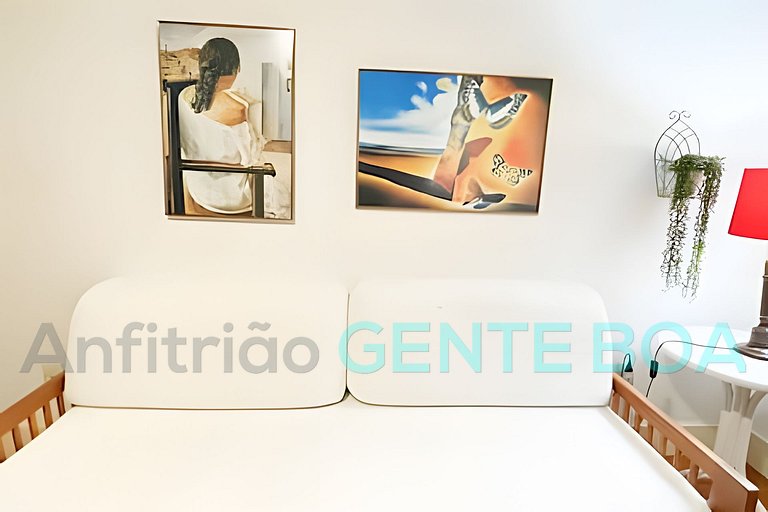 Leblon Awesome Novo Ap.2 quadras praia, reformado!