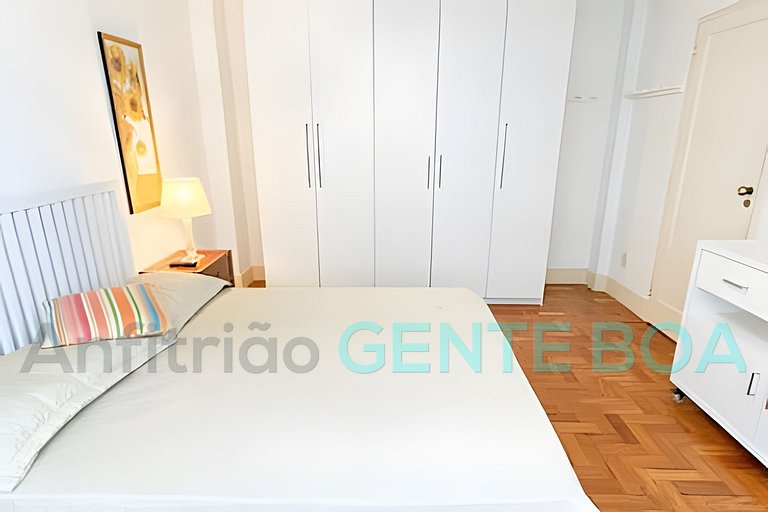 Leblon Awesome Novo Ap.2 quadras praia, reformado!