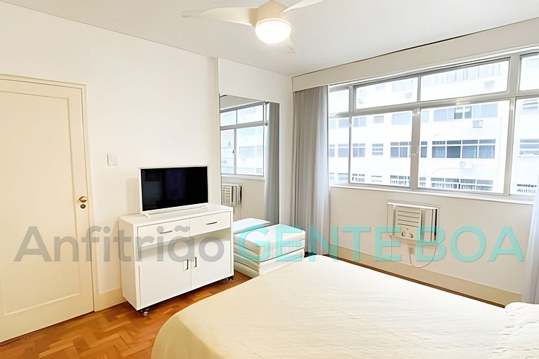 Leblon Awesome Novo Ap.2 quadras praia, reformado!