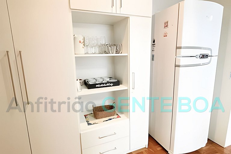 Leblon Awesome Novo Ap.2 quadras praia, reformado!