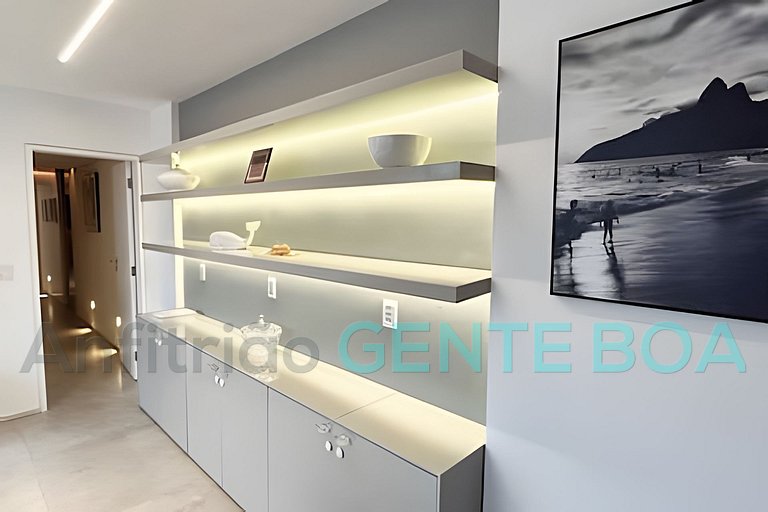 Leblon Espetacular 3Q 300m Praia