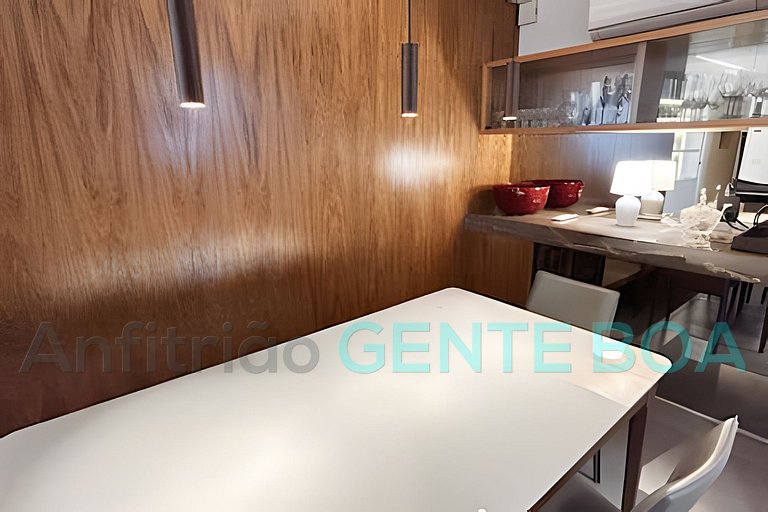 Leblon Espetacular 3Q 300m Praia