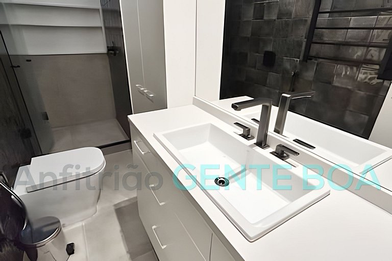 Leblon Espetacular 3Q 300m Praia