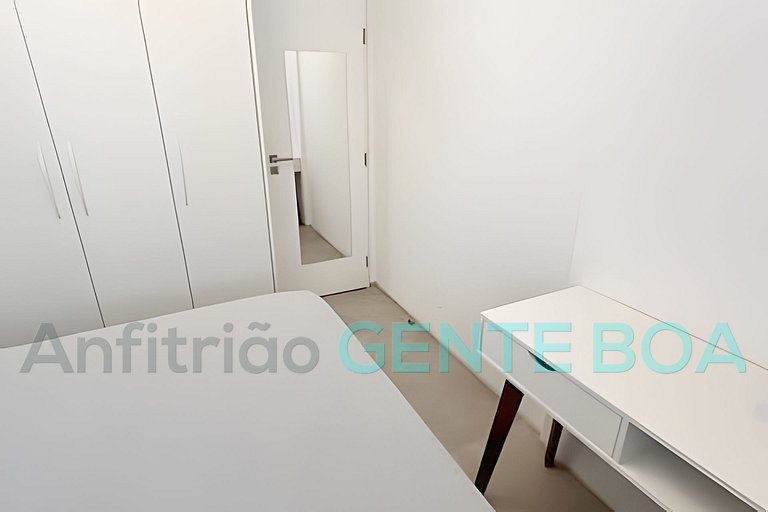 Leblon Espetacular 3Q 300m Praia