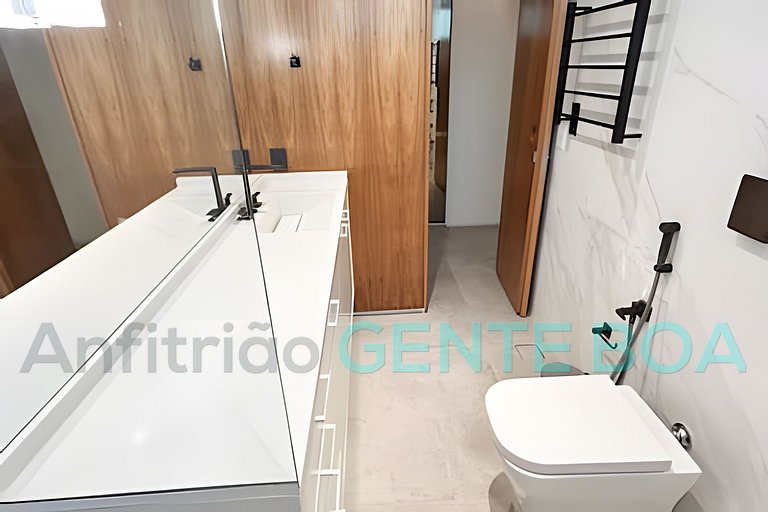 Leblon Espetacular 3Q 300m Praia