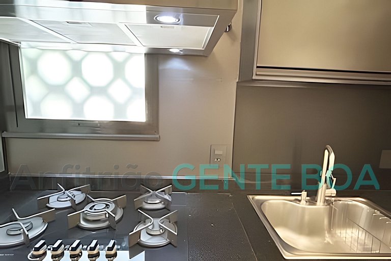 Leblon Espetacular 3Q 300m Praia