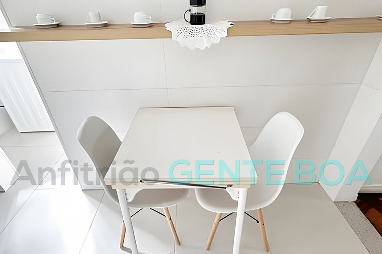 Copacabana 2qtos, 2quadras praia