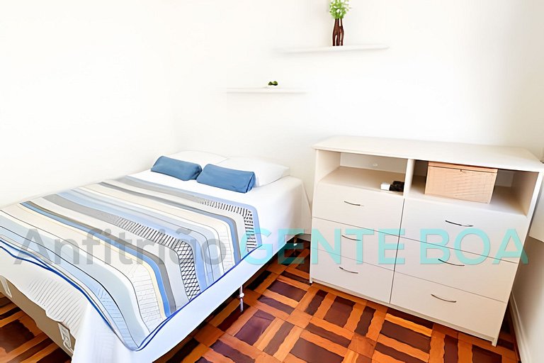 Copacabana 2qtos, 2quadras praia