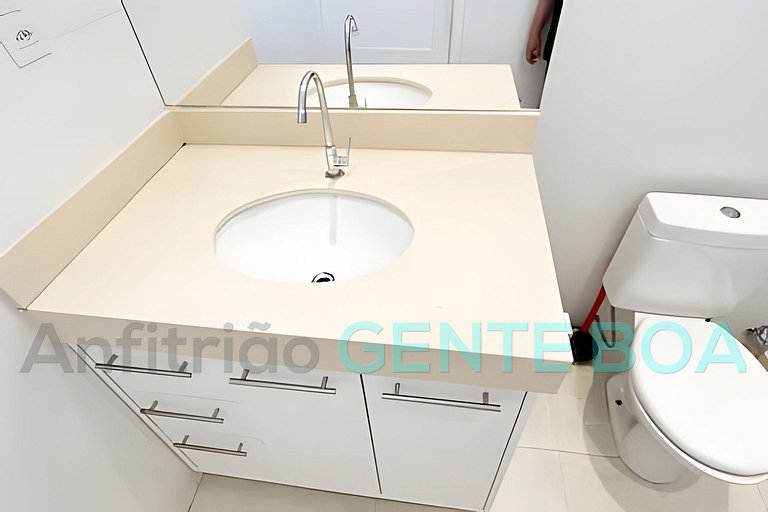 Copacabana 2qtos, 2quadras praia