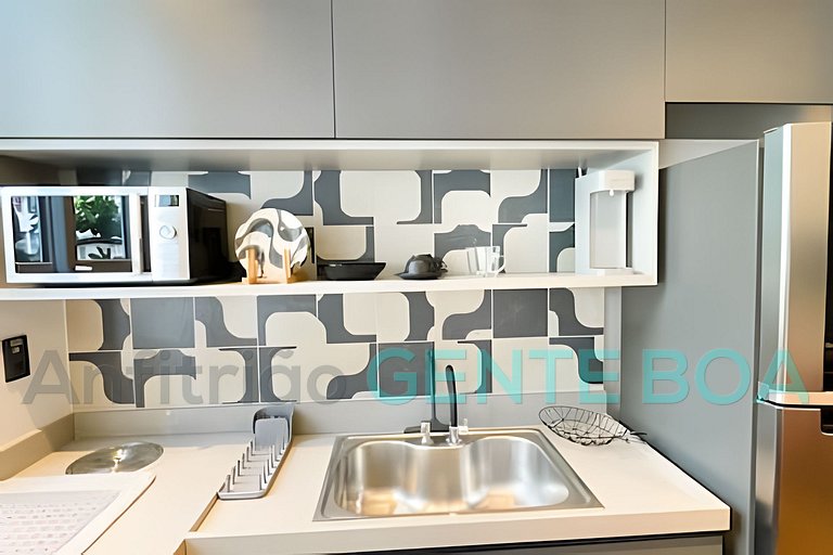 Ipanema Studio Novo 
180 m Praia