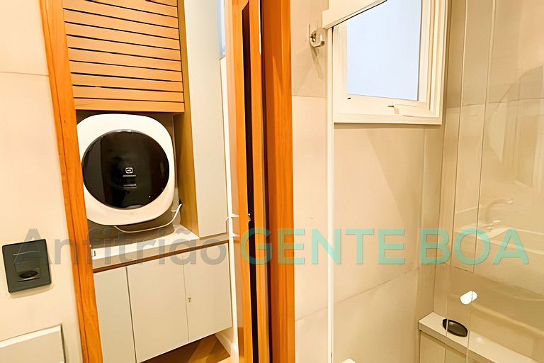 Ipanema Studio Novo 
180 m Praia