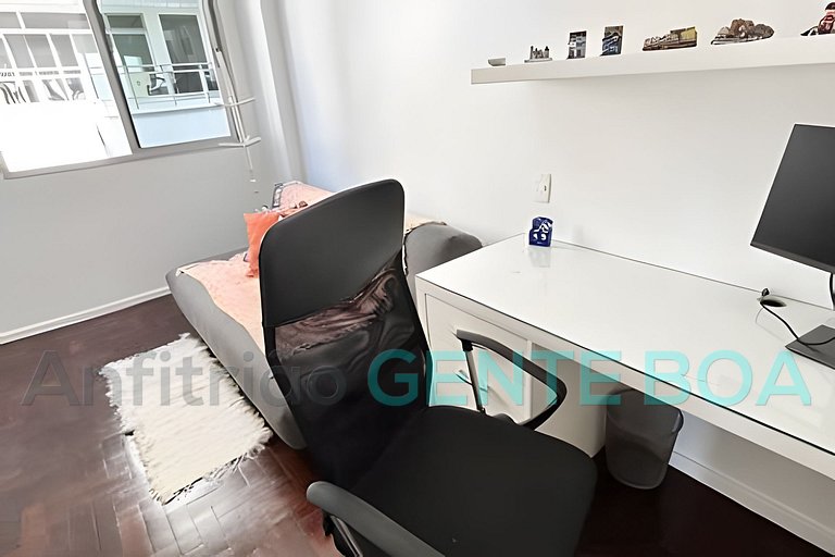 Alto Leblon! Vistão! Lindo 3 quartos com 2 vagas.