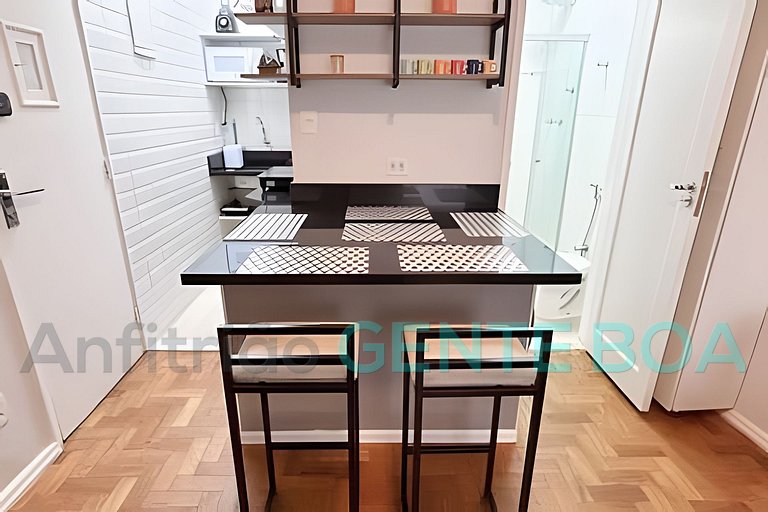 Copacabana Studio Novo! Aconchegante. 500m Praia.