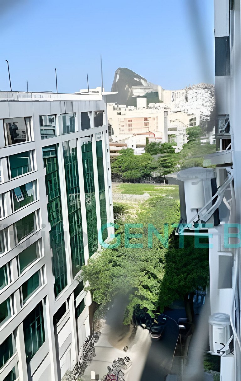 Leblon Amplo imóvel, com vista e ótima localização